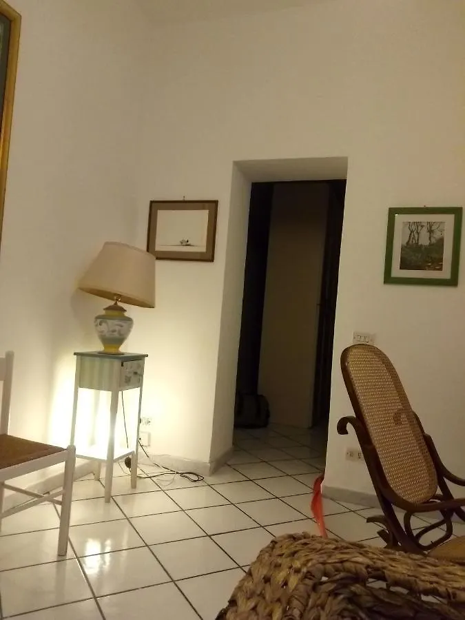 Quarto em Acomodações Particulares La Casa Del Sole Apartamento Nápoles